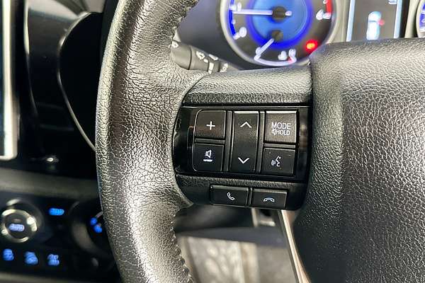 2017 Toyota HILUX SR5 (4x4) GUN126R MY17 4X4