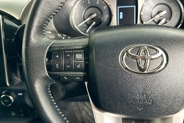 2021 Toyota HILUX SR5 (4x4) GUN126R 4X4
