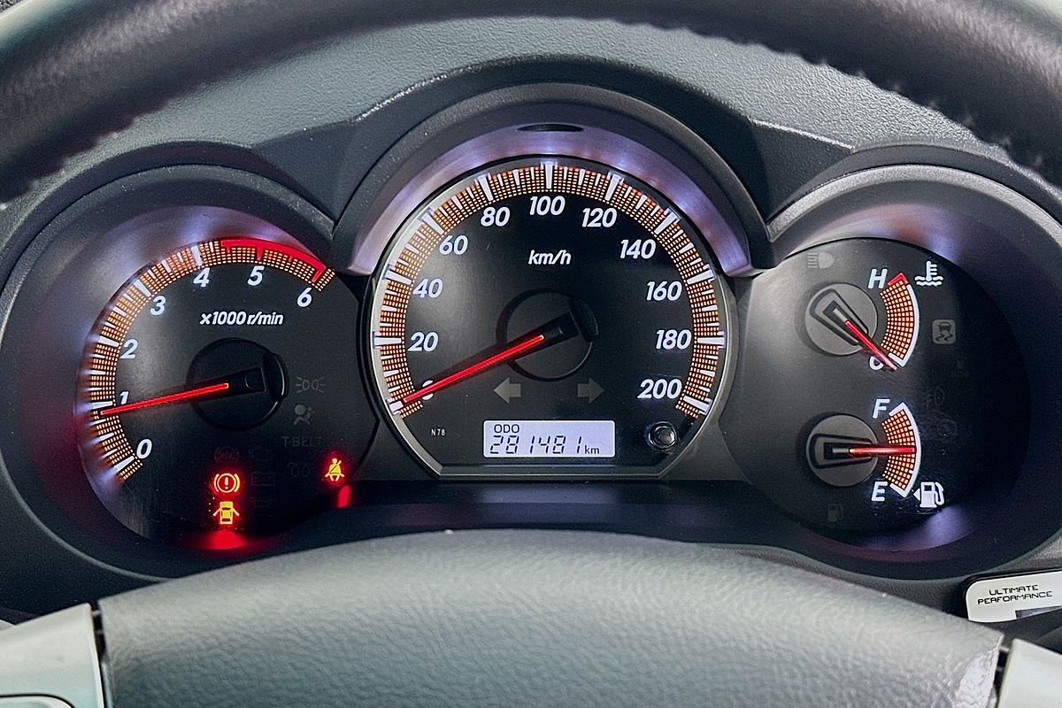 2013 Toyota HILUX SR5 (4x4) KUN26R MY12 4X4