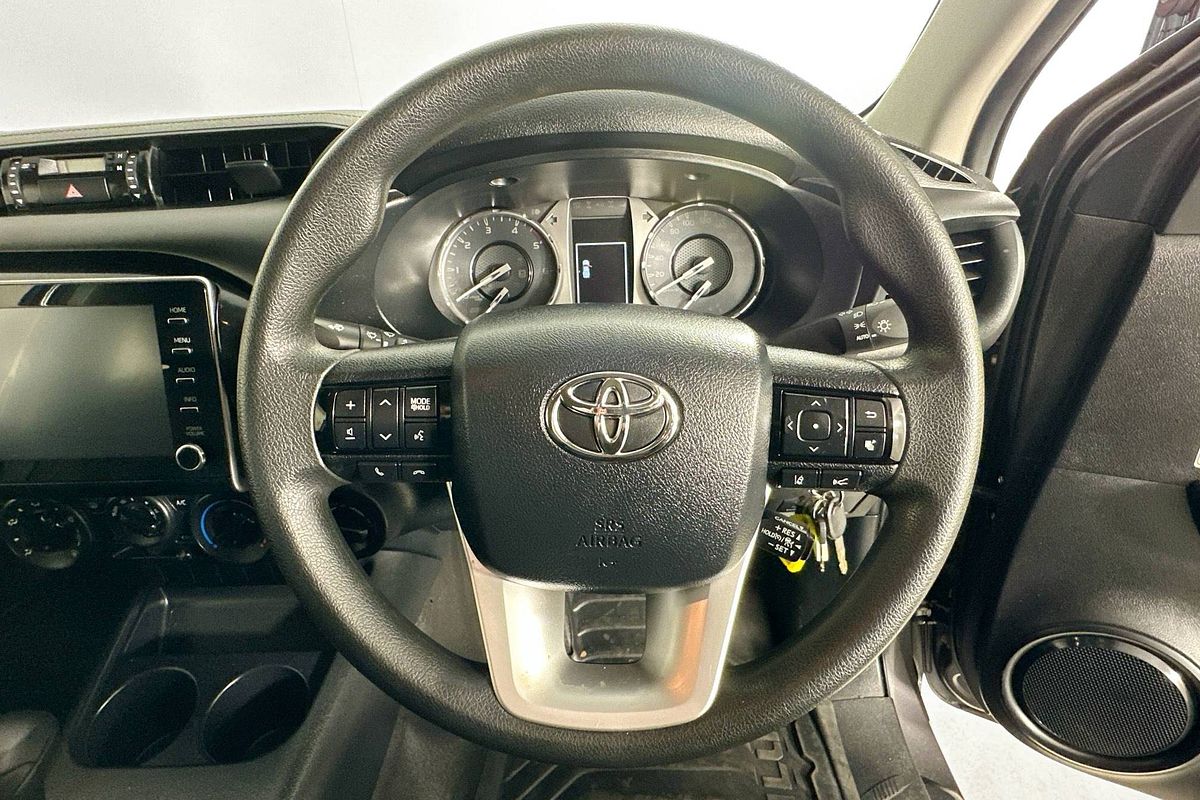 2021 Toyota HILUX SR (4x4) GUN126R 4X4