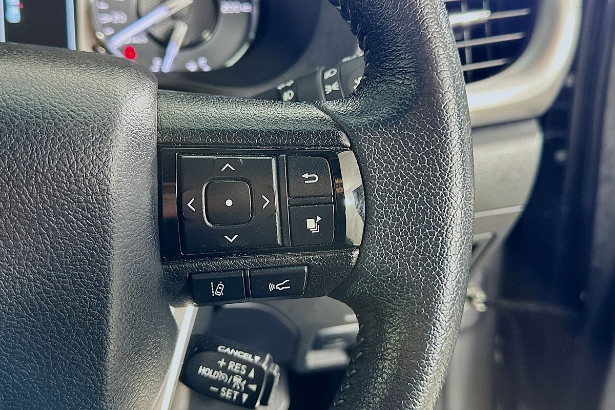 2022 Toyota HILUX SR5 (4x4) GUN126R 4X4