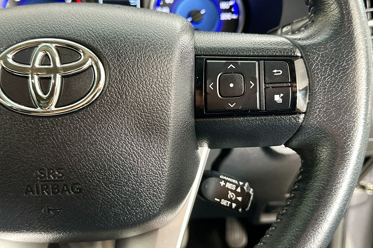 2018 Toyota HILUX SR5 (4x4) GUN126R MY17 4X4