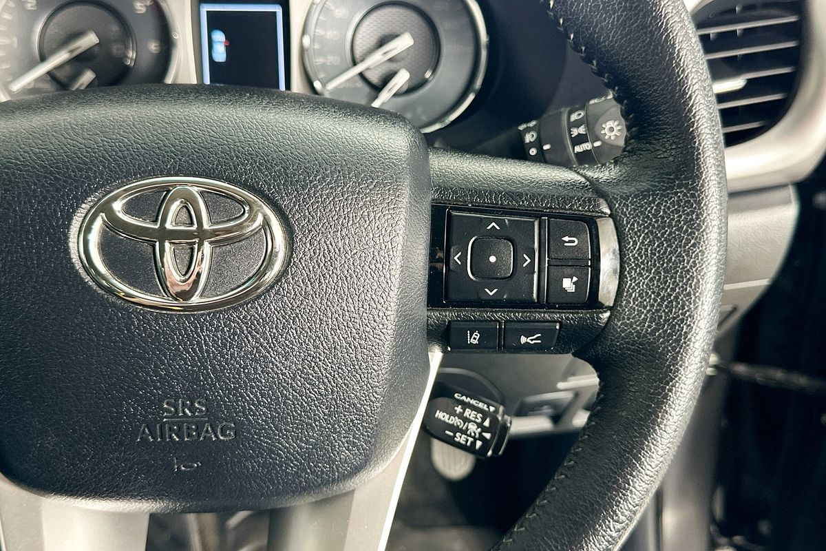 2021 Toyota HILUX SR5 (4x4) GUN126R 4X4