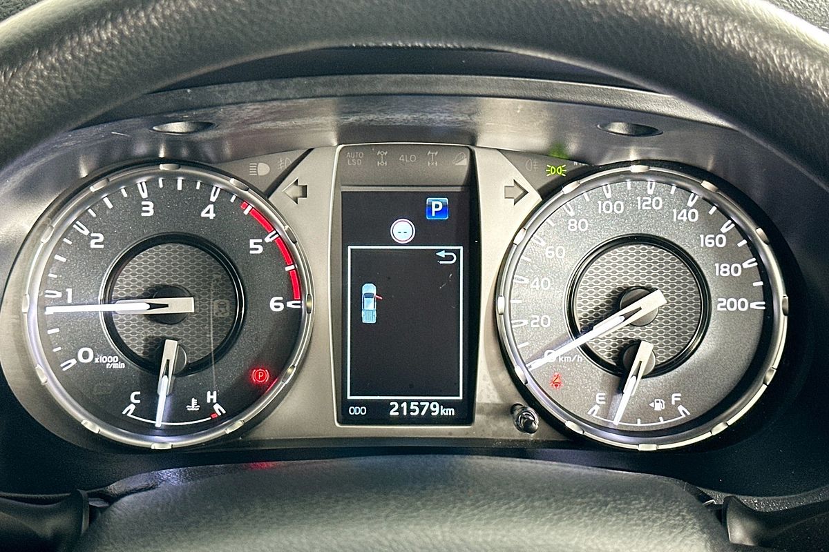 2024 Toyota HILUX SR 48V (4x4) GUN126R 4X4