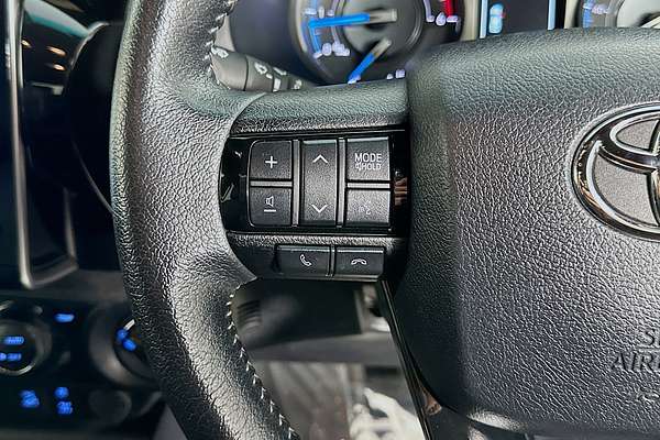 2021 Toyota HILUX ROGUE (4x4) GUN126R 4X4