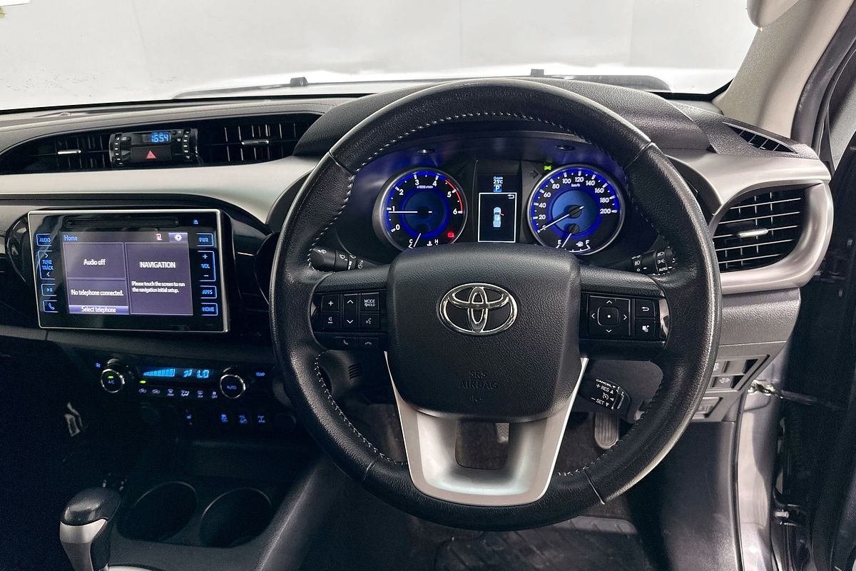 2018 Toyota HILUX SR5 (4x4) GUN126R MY17 4X4