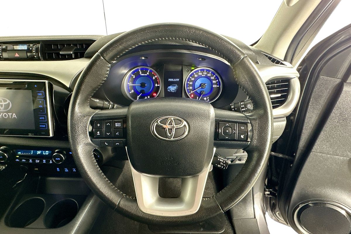 2017 Toyota HILUX SR5 (4x4) GUN126R MY17 4X4