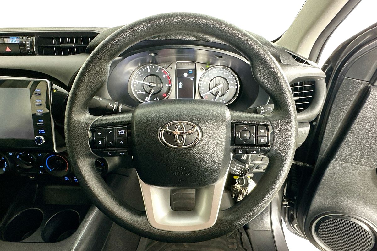 2024 Toyota HILUX SR (4x4) GUN126R 4X4