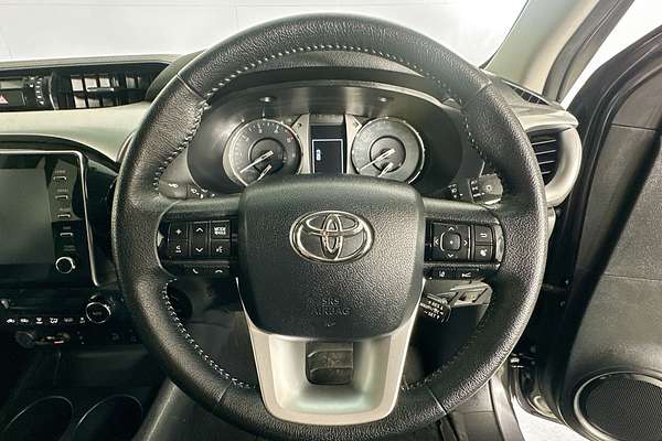 2021 Toyota HILUX SR5 (4x4) GUN126R 4X4