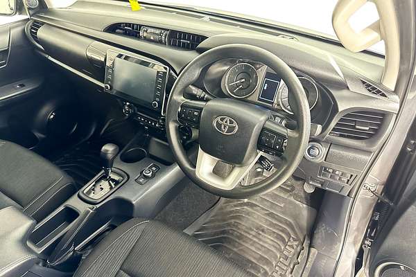 2024 Toyota HILUX SR 48V (4x4) GUN126R 4X4