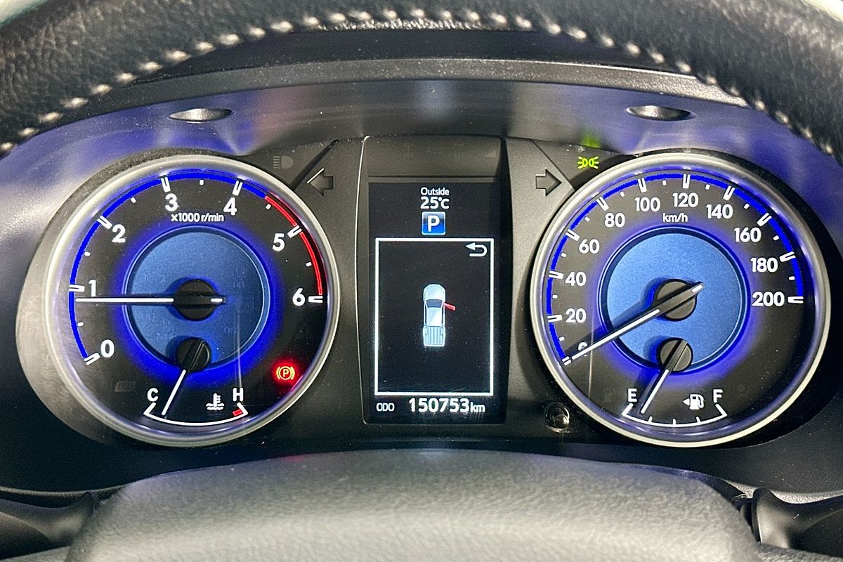 2018 Toyota HILUX SR5 (4x4) GUN126R MY17 4X4