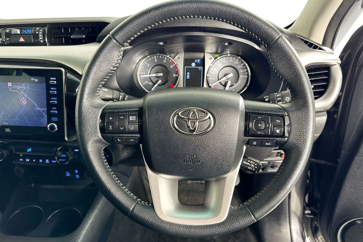 2022 Toyota HILUX SR5 (4x4) GUN126R 4X4