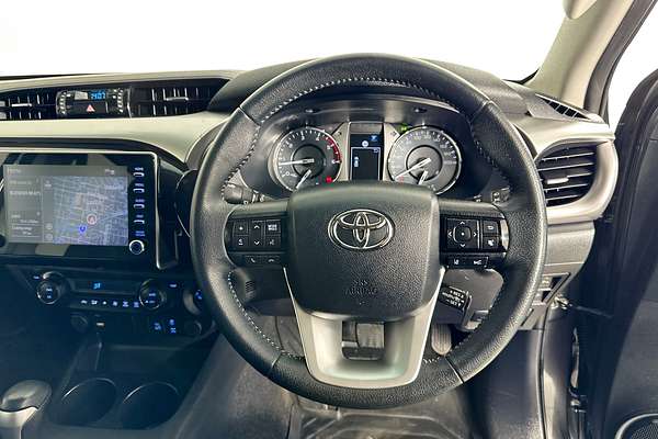 2023 Toyota HILUX SR5 (4x4) GUN126R 4X4
