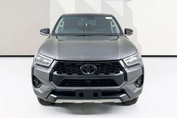 2024 Toyota HILUX SR5 48V GUN126R 4X4