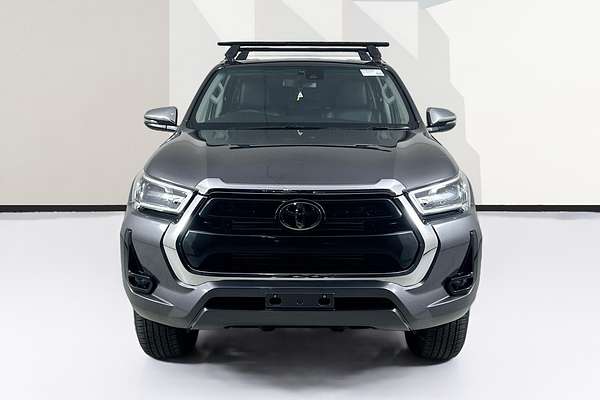 2022 Toyota HILUX SR5 + PREMIUM INTERIOR (4x4) GUN126R 4X4