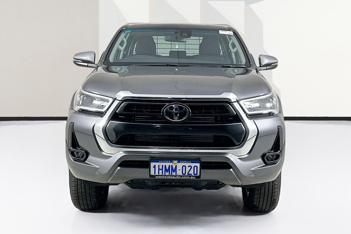 2022 Toyota HILUX SR5 (4x4) GUN126R 4X4