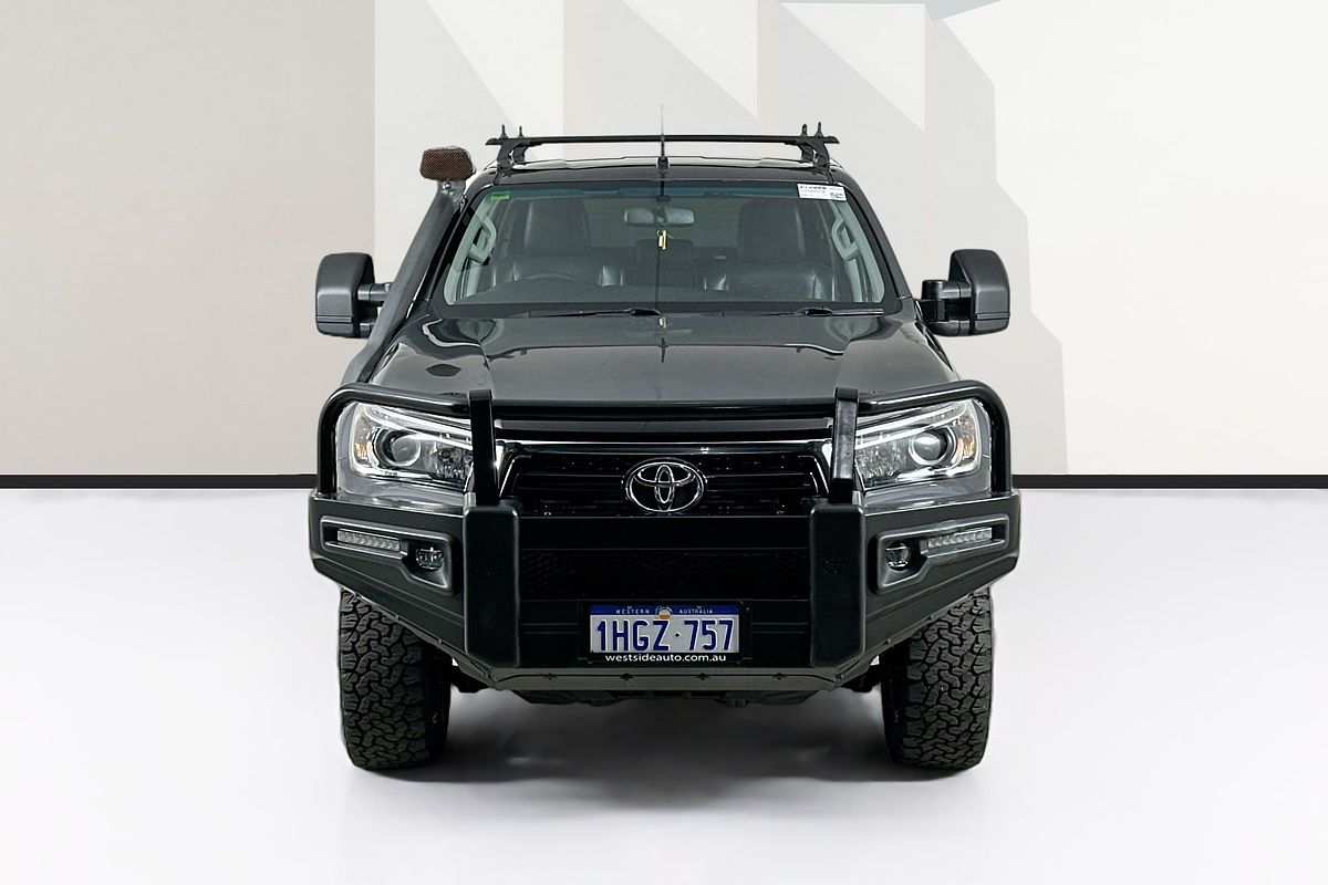 2018 Toyota HILUX SR5 (4x4) GUN126R MY17 4X4