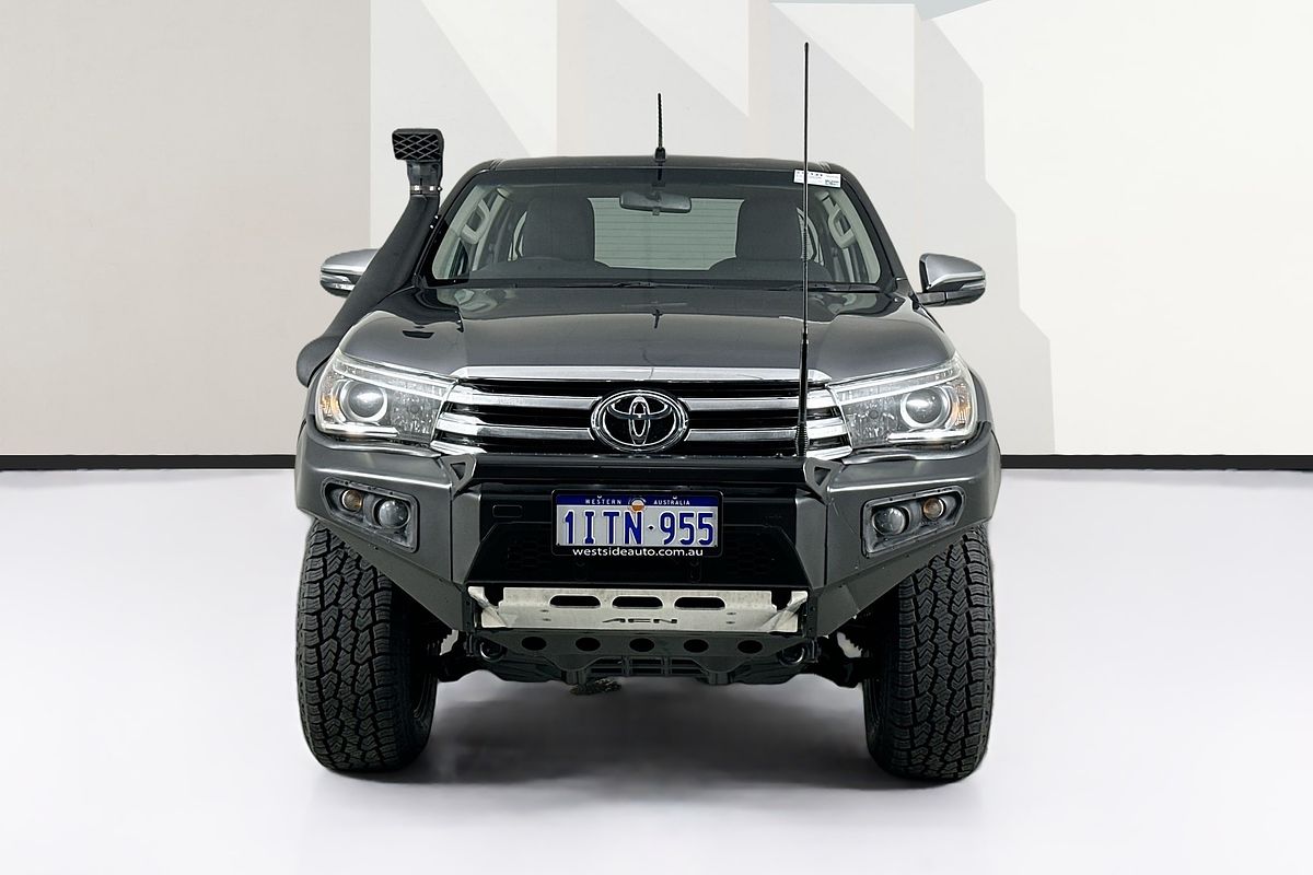 2017 Toyota HILUX SR5 (4x4) GUN126R MY17 4X4