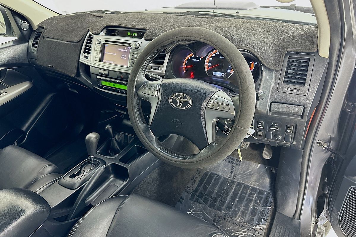 2013 Toyota HILUX SR5 (4x4) KUN26R MY14 4X4