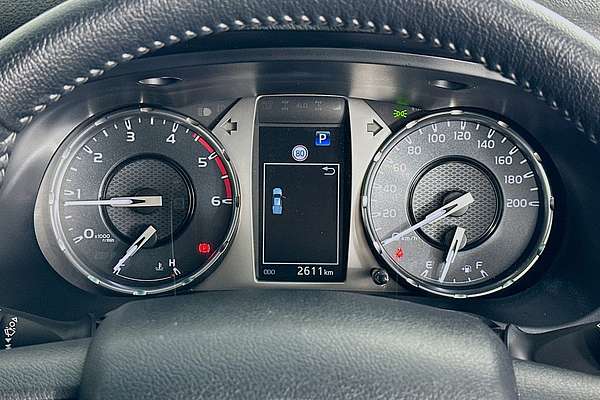 2025 Toyota HILUX SR5 48V (4x4) GUN126R RC 4X4