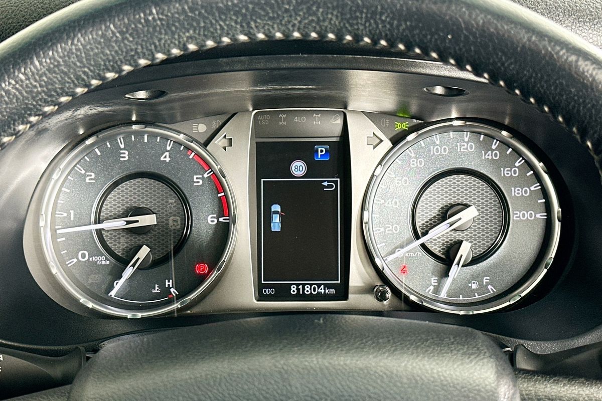 2023 Toyota HILUX SR5 (4x4) GUN126R 4X4
