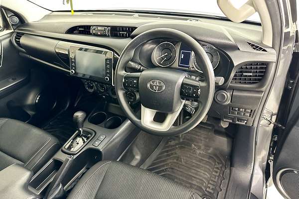 2024 Toyota HILUX SR (4x4) GUN126R 4X4