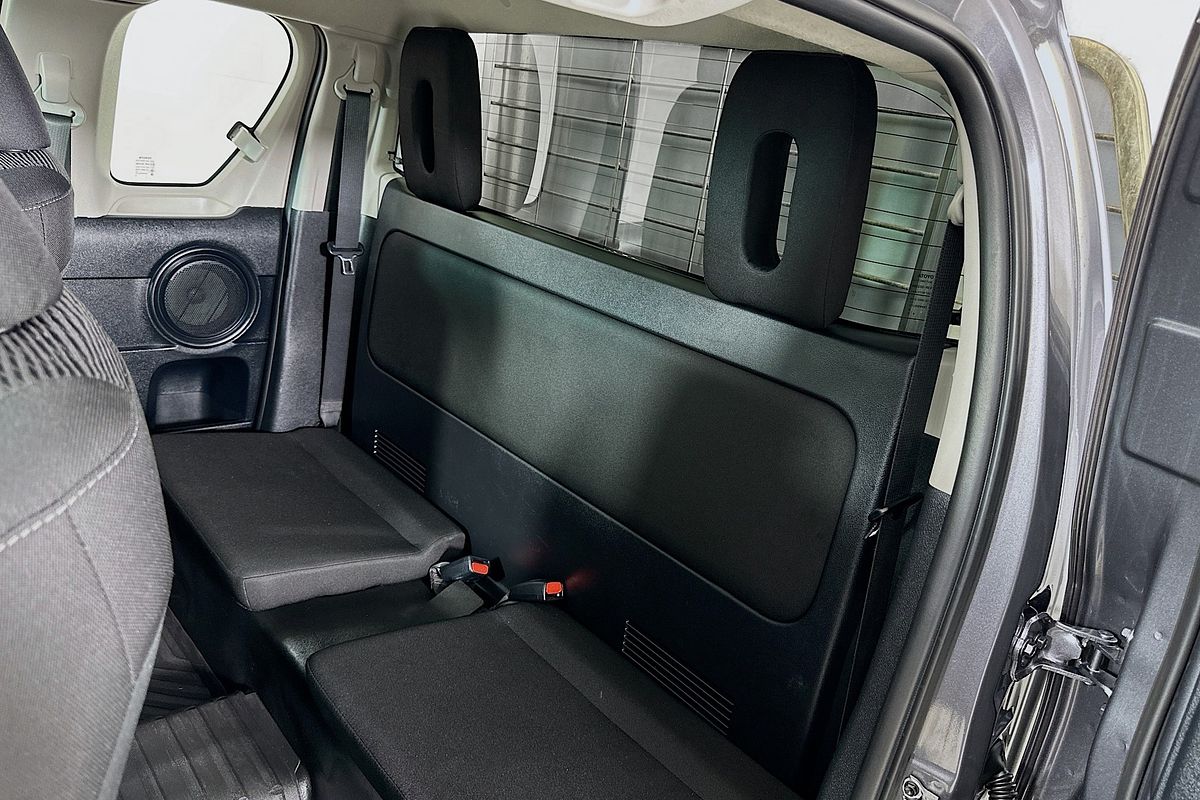 2019 Toyota Hilux SR (4x4) GUN126R MY19 4X4