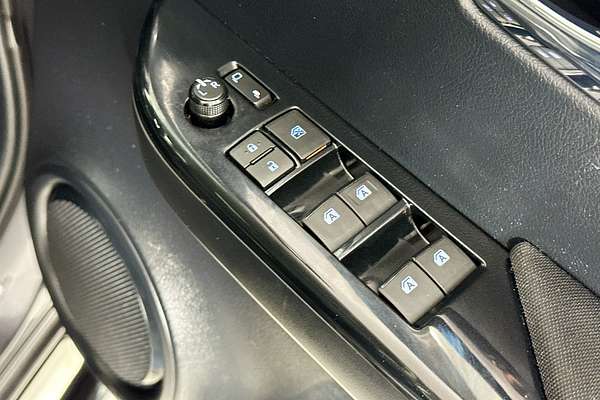 2022 Toyota HILUX SR5 (4x4) GUN126R 4X4