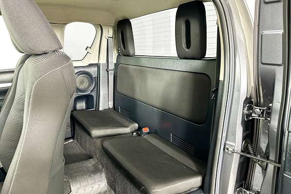 2017 Toyota HILUX SR5 (4x4) GUN126R MY17 4X4