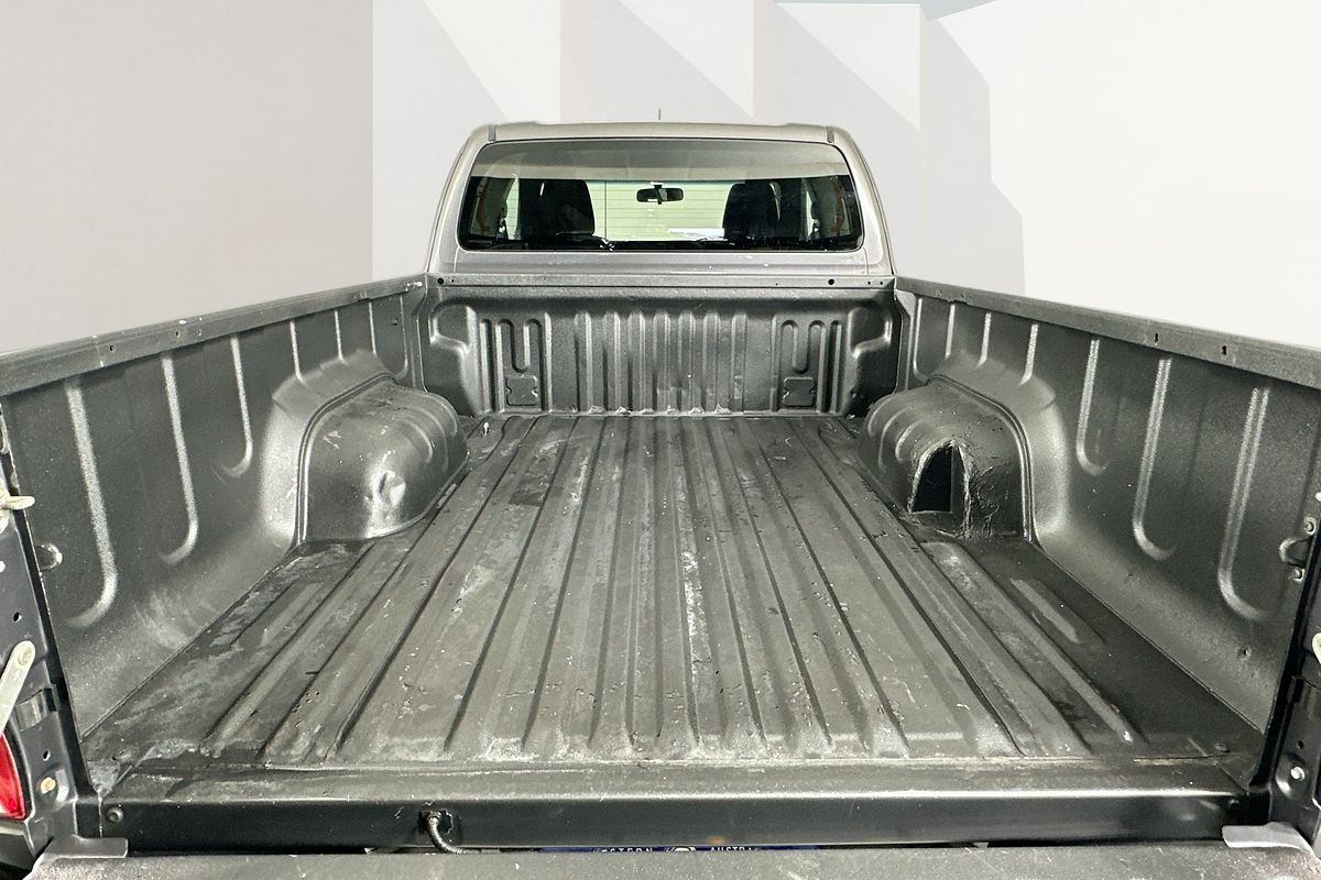 2017 Toyota HILUX SR5 (4x4) GUN126R MY17 4X4