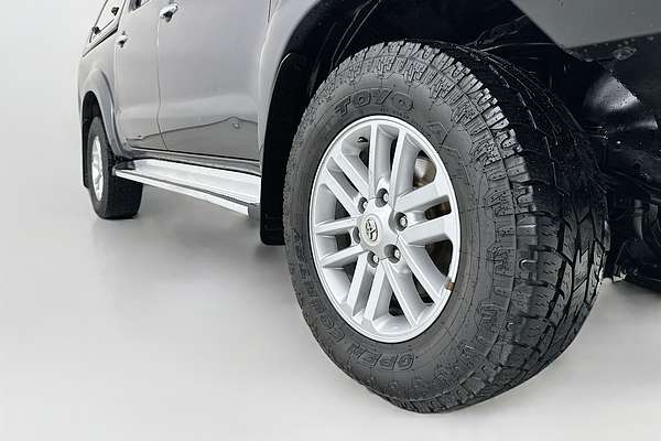 2013 Toyota HILUX SR5 (4x4) KUN26R MY14 4X4
