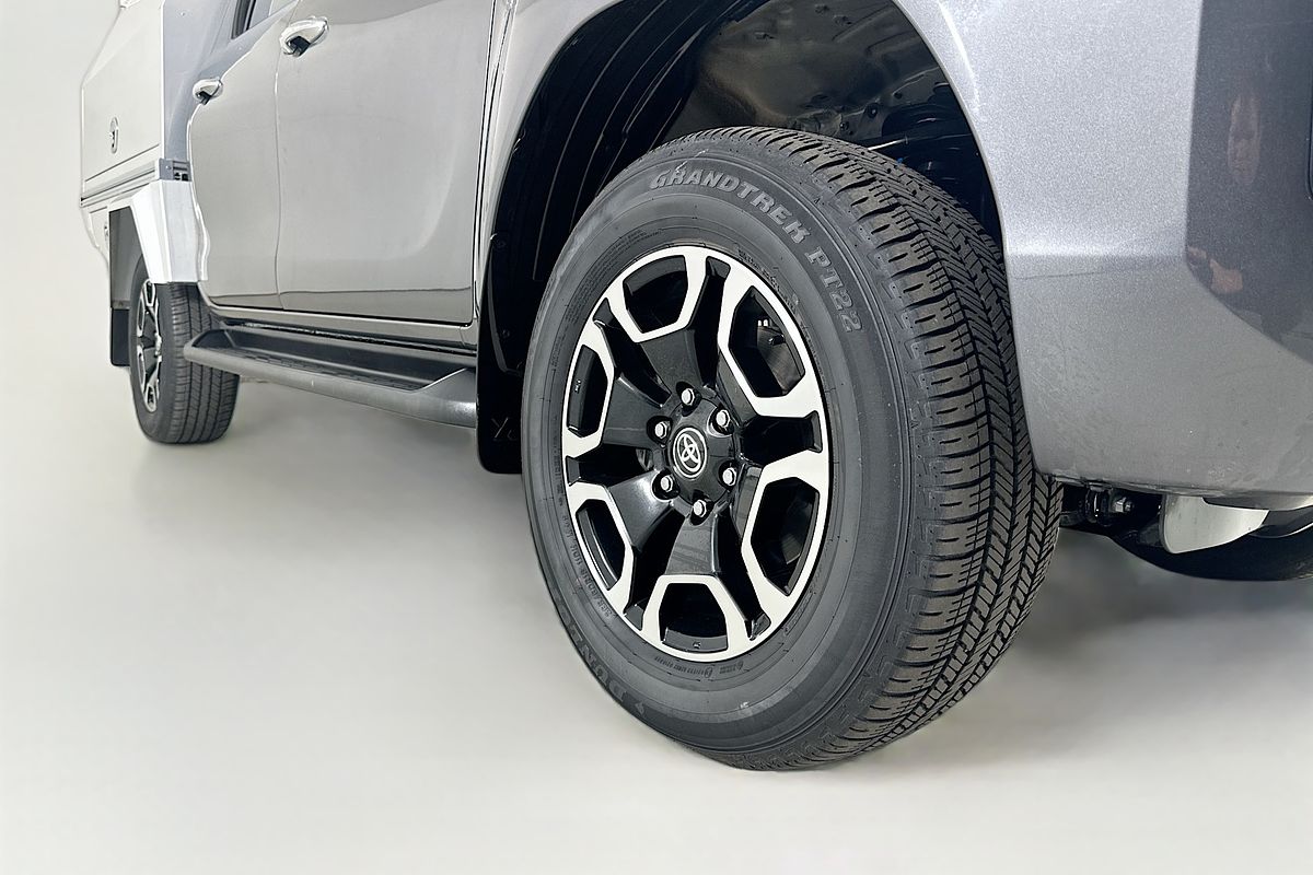 2022 Toyota HILUX SR5 + PREMIUM INTERIOR (4x4) GUN126R 4X4
