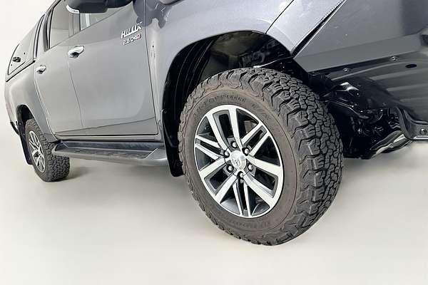 2018 Toyota HILUX SR5 (4x4) GUN126R MY17 4X4