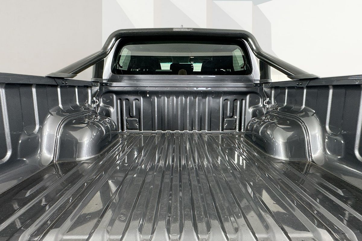 2025 Toyota HILUX SR5 48V (4x4) GUN126R RC 4X4