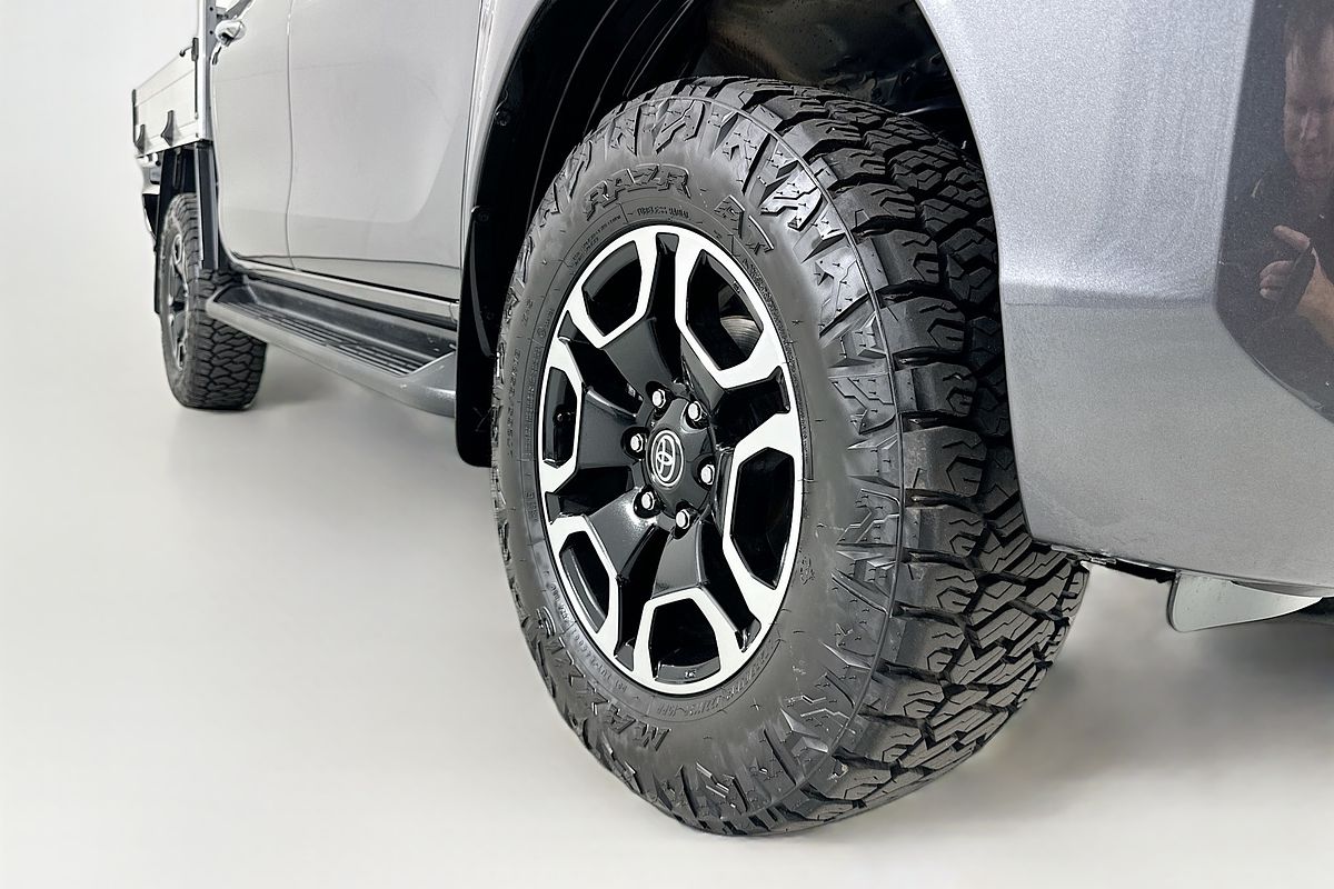 2021 Toyota HILUX SR5 (4x4) GUN126R 4X4