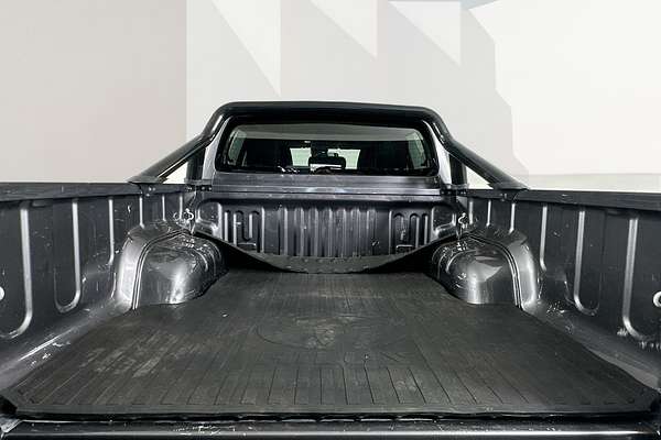 2020 Toyota HILUX SR5+ (4x4) GUN126R FACELIFT 4X4