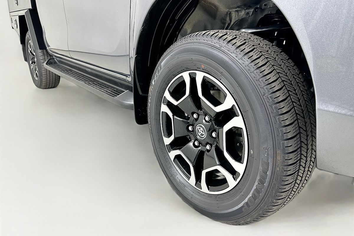 2023 Toyota HILUX SR5 (4x4) GUN126R 4X4