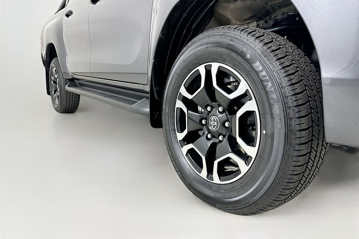2025 Toyota HILUX SR5 48V (4x4) GUN126R RC 4X4