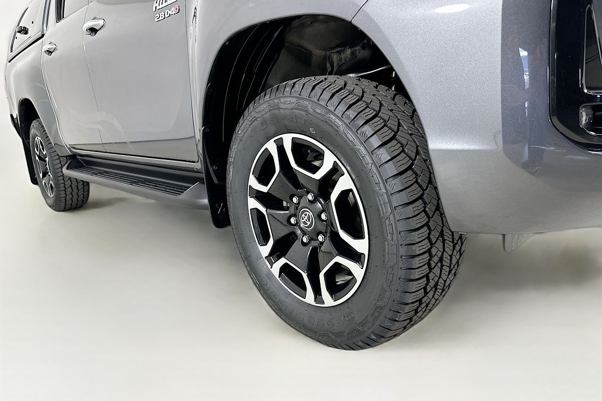 2023 Toyota HILUX SR5 (4x4) GUN126R 4X4