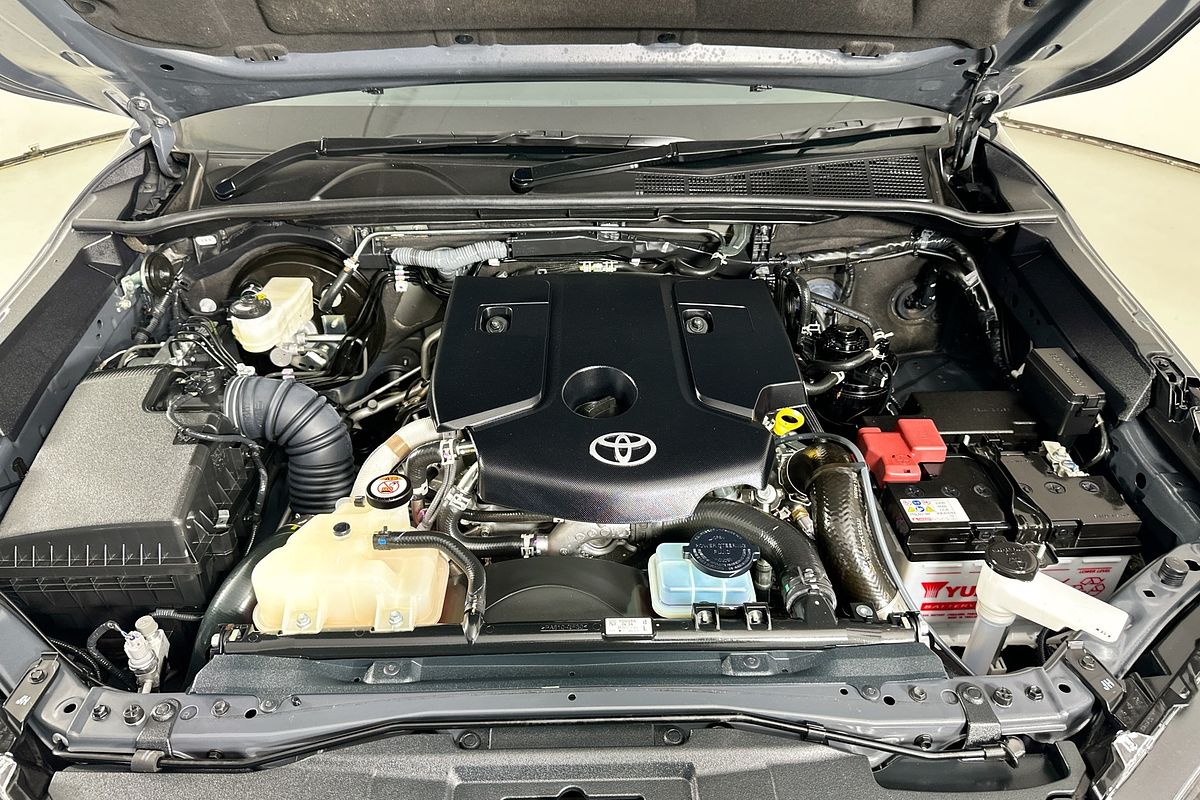 2024 Toyota HILUX SR (4x4) GUN126R 4X4