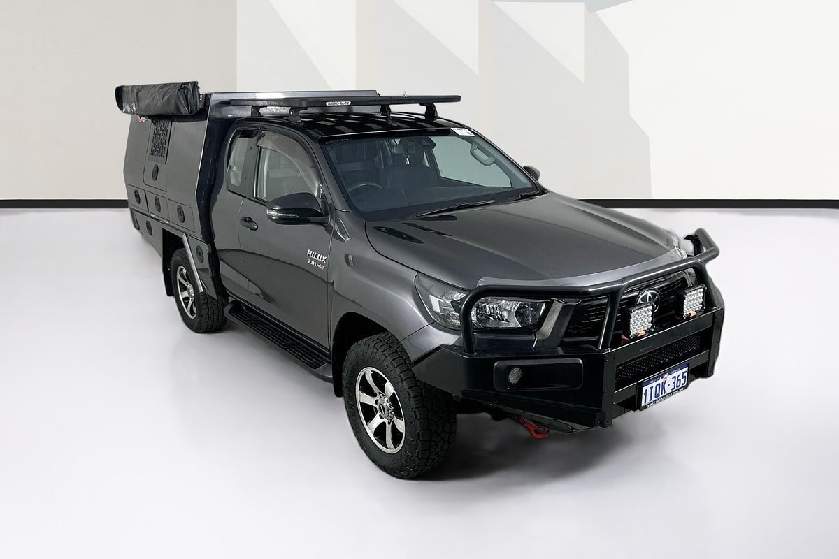 2021 Toyota HILUX SR (4x4) GUN126R 4X4