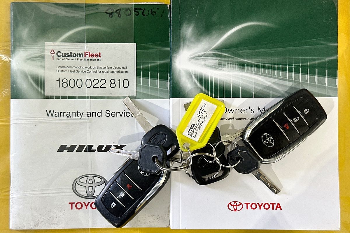2018 Toyota HILUX SR5 (4x4) GUN126R MY17 4X4