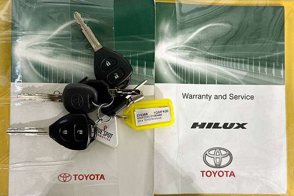 2014 Toyota HILUX SR (4x4) KUN26R MY14 4X4