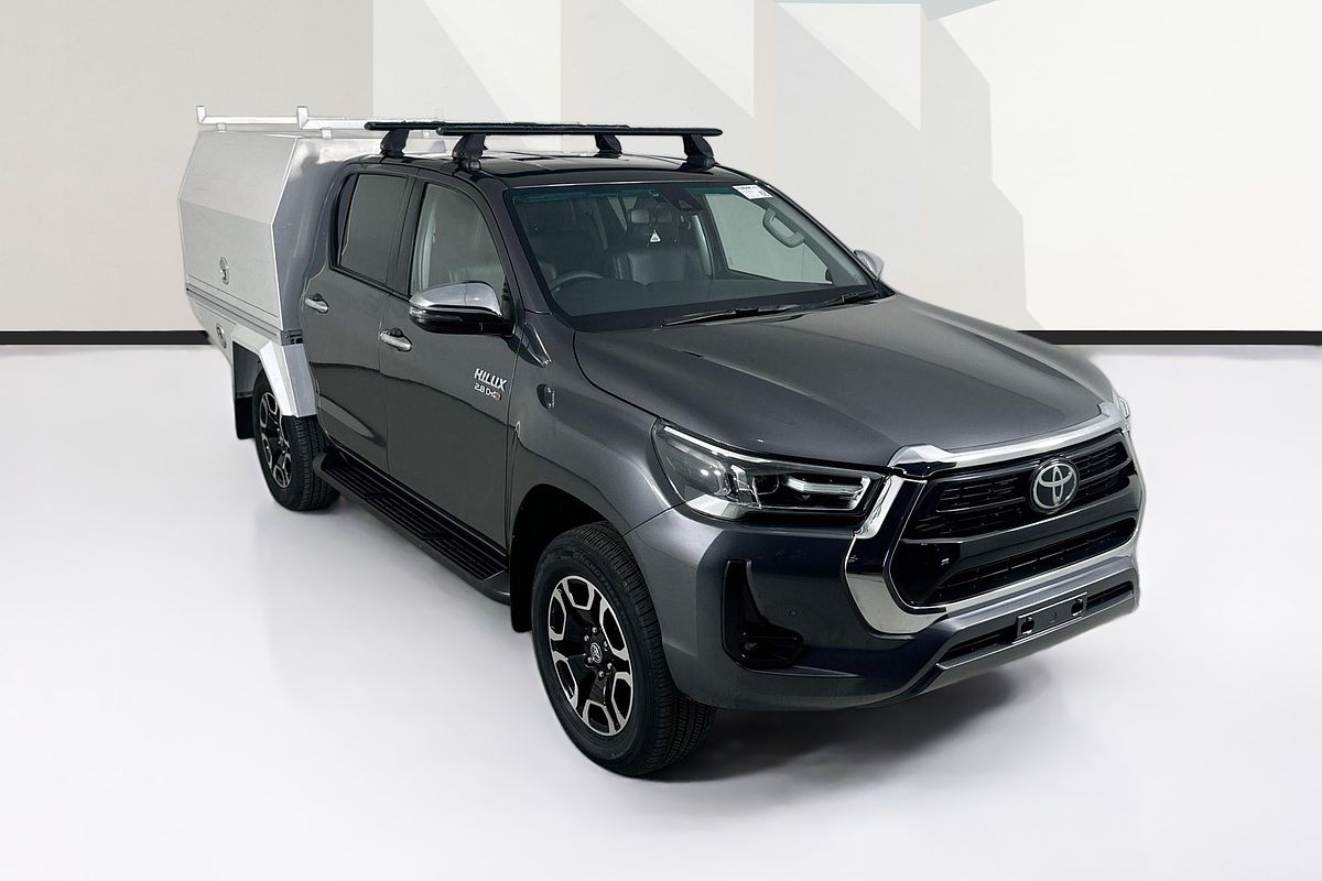 2022 Toyota HILUX SR5 + PREMIUM INTERIOR (4x4) GUN126R 4X4