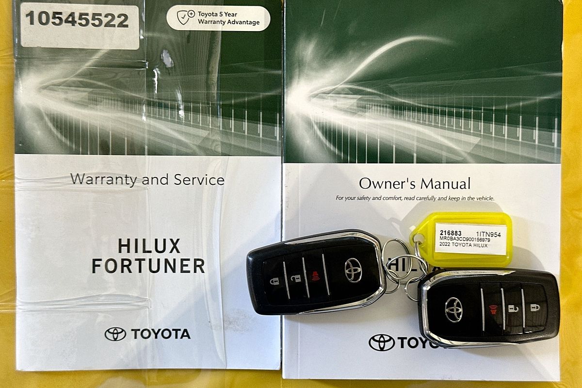 2022 Toyota HILUX SR5 (4x4) GUN126R 4X4