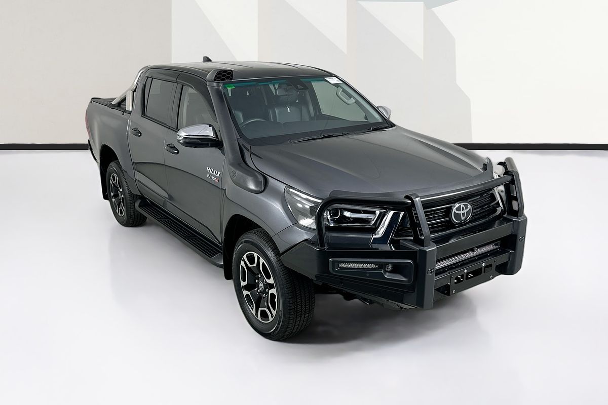 2023 Toyota HILUX SR5 + PREMIUM INTERIOR (4x4) GUN126R 4X4