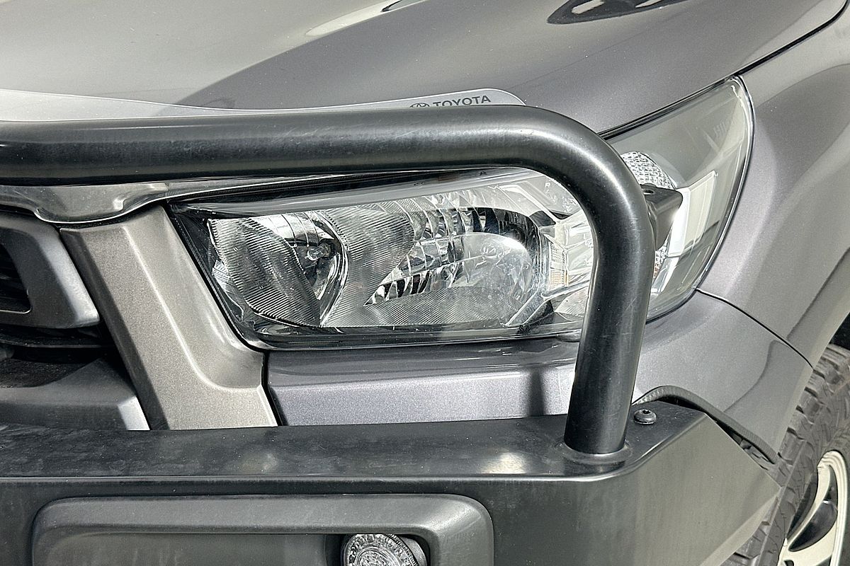 2021 Toyota HILUX SR (4x4) GUN126R 4X4