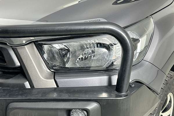 2021 Toyota HILUX SR (4x4) GUN126R 4X4