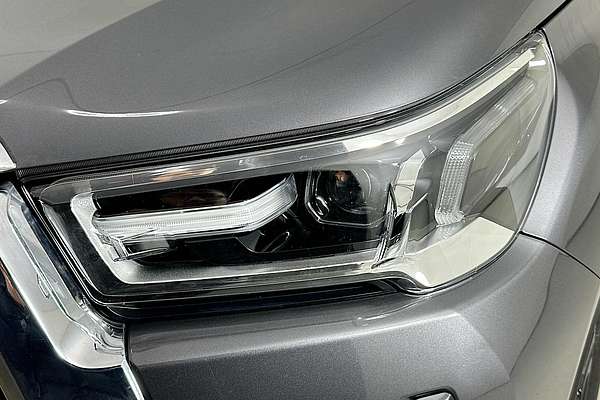 2022 Toyota HILUX SR5 (4x4) GUN126R 4X4