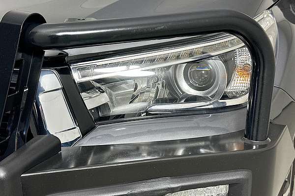 2018 Toyota HILUX SR5 (4x4) GUN126R MY17 4X4